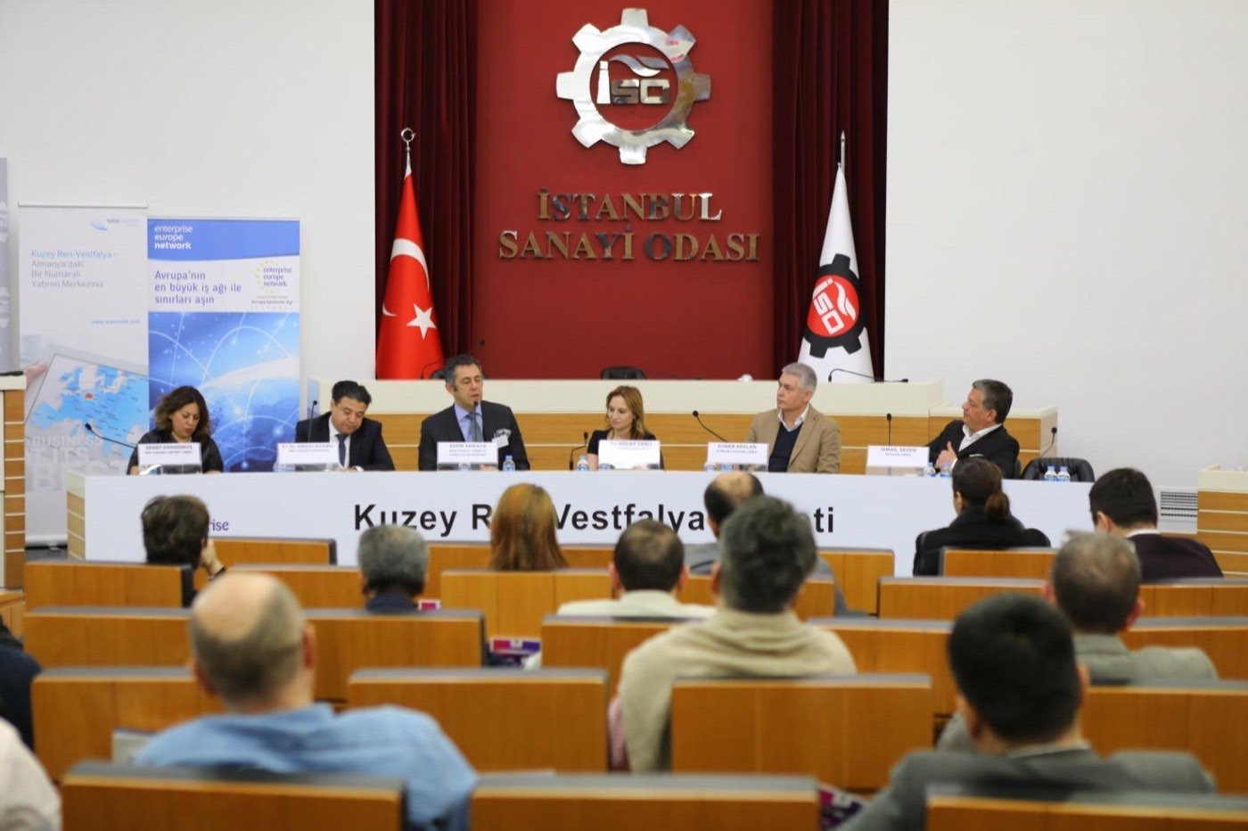 Gülay Tasli, İstanbul Sanayi Odası'nda düzenlenen “Almanya'da Şirket Kurarak İkamet” başlıklı sunumda, 2020